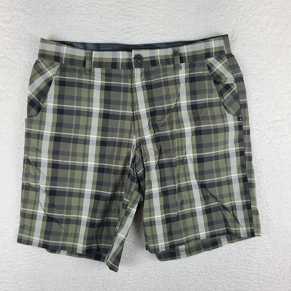Lululemon Shorts Mens 36 Green Black Plaid 9" Inseam Hybrid‎ Chino Performance